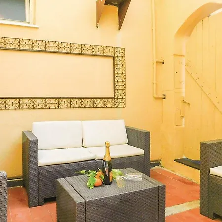 Luigi Xiv Apartment *